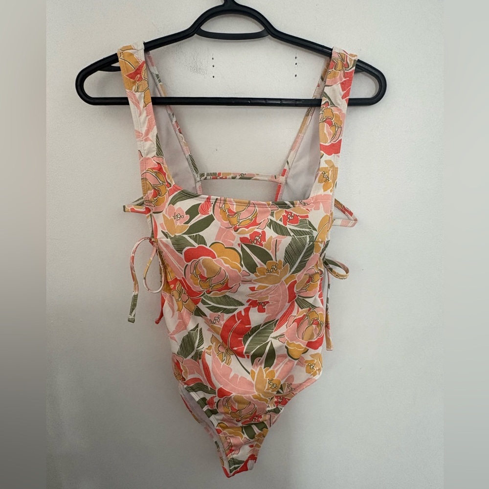 Hurley Floral One-Piece Swimsuit - Pink & Green support bras small
